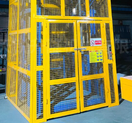 兴安货梯可以安装在室外吗